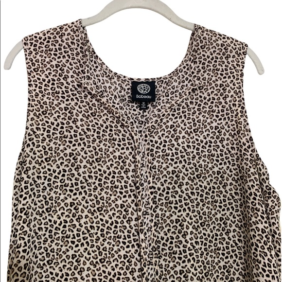 Bobeau Leopard Print Top - Picture 2 of 4